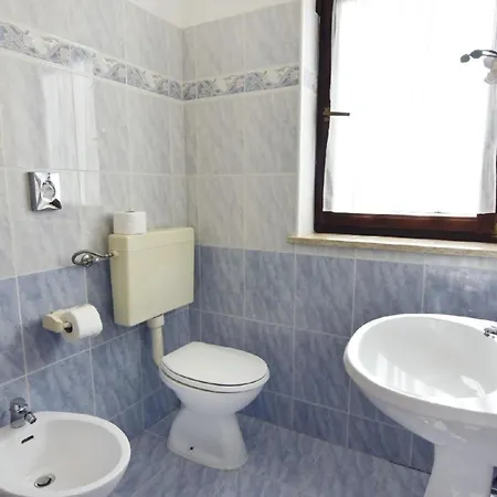 Fuer Paare Mit Gemeinschaftspool In Valica Apartment *
