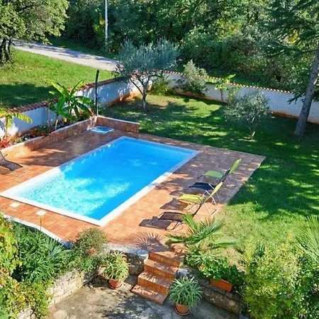 Fuer Paare Mit Gemeinschaftspool In Valica * Umag